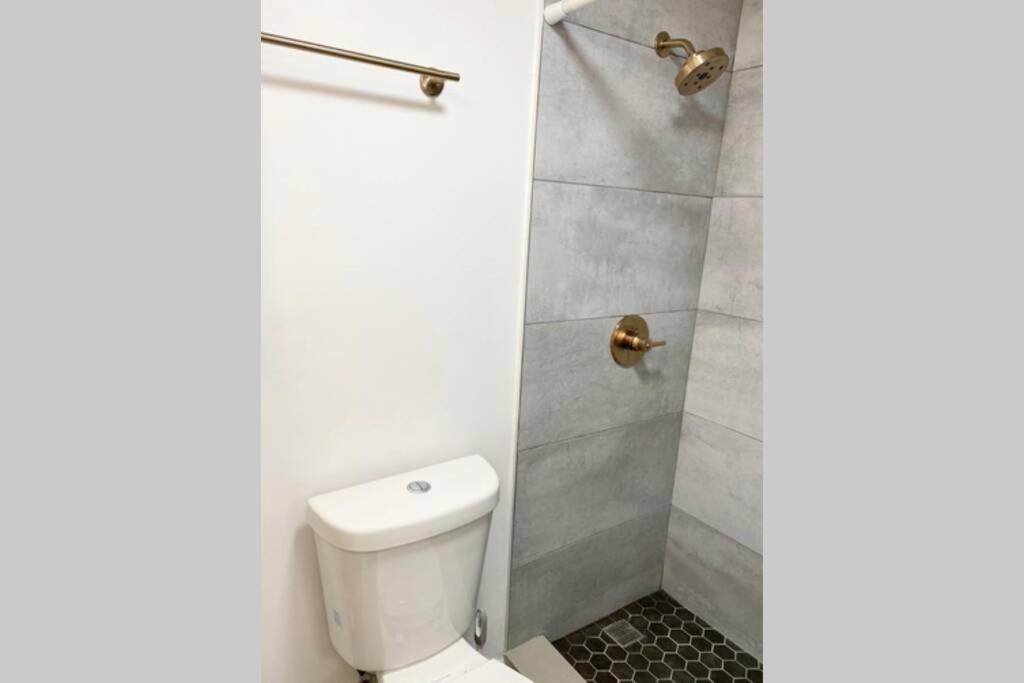 Modern Studio On I-Drive: Parking + Pool Included Orlando Ngoại thất bức ảnh